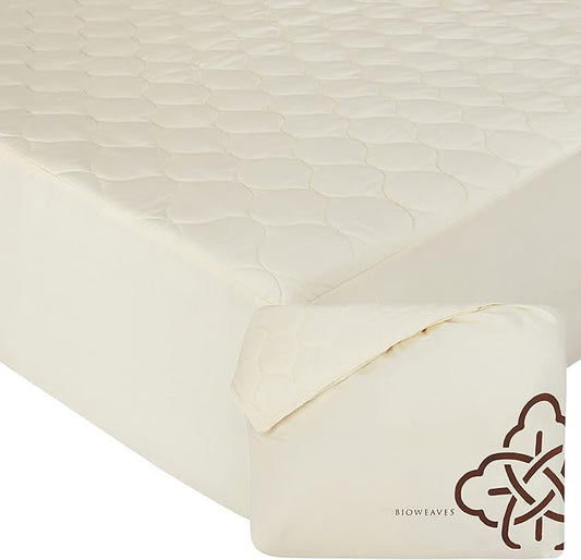 Bioweaves 100% Organic Cotton Mattress Pad Cover, GOTS Certified Cooling Quilted Fitted Mattress Topper & Protector with Soft Cotton Wadding - 20 Inch Deep Pocket, California King