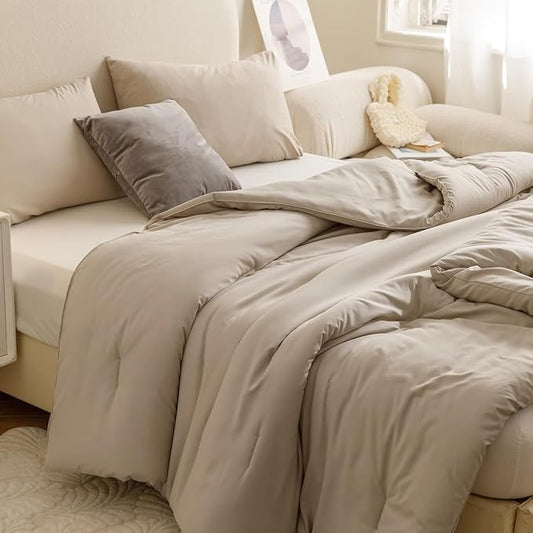 ROSGONIA Oversized King Comforter 120x120, 3pcs Super King Comforter (1 Oatmeal Comforter & 2 Pillowcases) Lightweight Warm Bedding Set Blanket Quilt