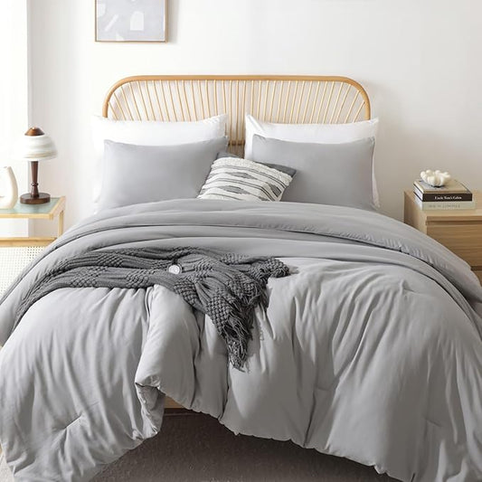 ROSGONIA Oversized King Comforter 128x120, 3pcs Super King Plus Comforter (1 Gray Comforter & 2 Pillowcases) Lightweight Oversized King Bedding Set Quilt