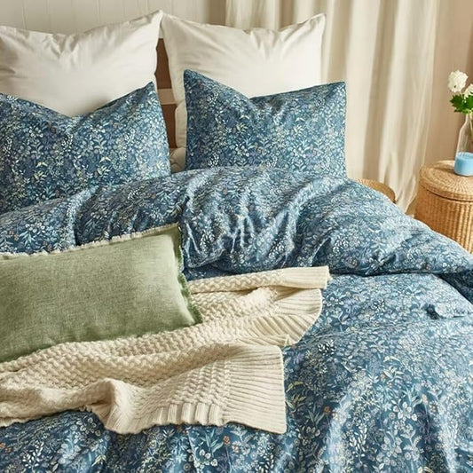 MKXI Queen Comforter Set Cute Blue Floral Bedding Comforter Set White Printed Reversible Soft Comforter Garden Style