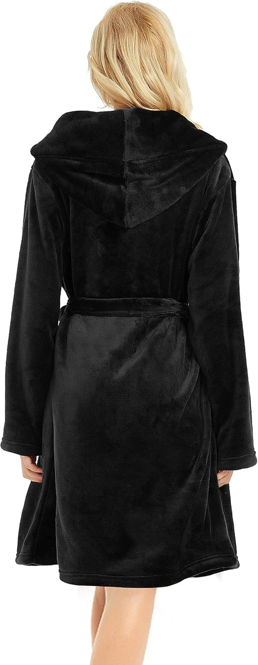 U2SKIIN Women Hooded Fleece Robe, Short Plush Robes for Womens With Hood Soft Warm Spa Bathrobe