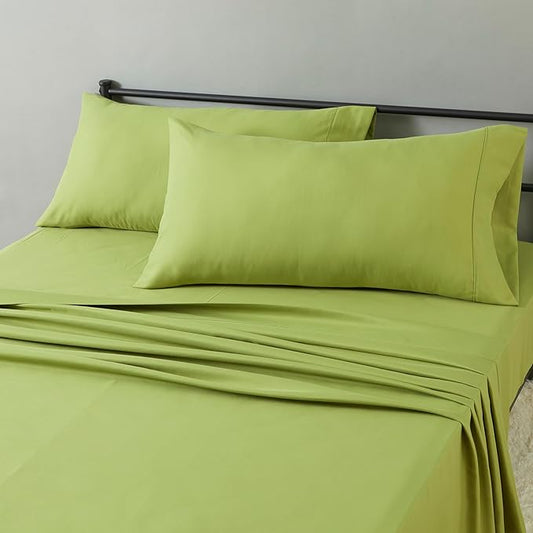 Amazon Basics Lightweight Microfiber 4-Piece Bed Sheet Set, Oliver Light, Solid, King AmazonBasics
