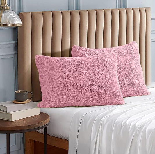Reafort Ultra Soft Sherpa Pillowcases Pillow Covers Standard Size 20"x26" Pack of 2 with Zipper Closure (Pink, 20”x26” Standard Sham)