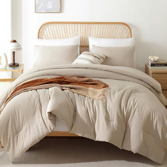ROSGONIA Oversized King Comforter Light Khaki, 3pcs (1 Boho Comforter & 2 Pillowcases) Lightweight Oversized King Size Comforter Sets Bedding Blanket