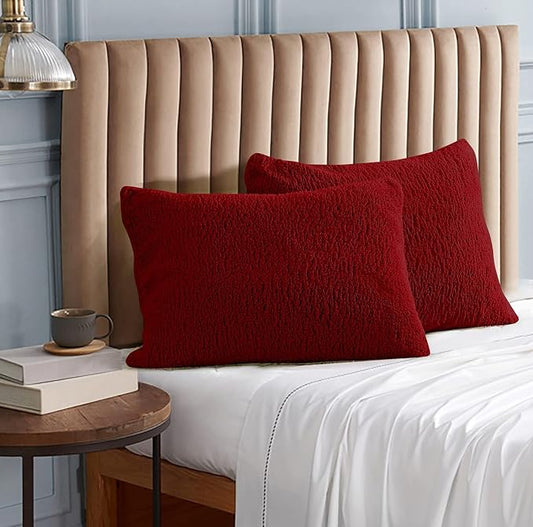 Reafort Ultra Soft Sherpa Pillowcases Pillow Covers Standard Size 20"x26" Pack of 2 with Zipper Closure (Red, 20”x26” Standard Sham)