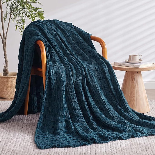 Knitted Weighted Blanket for Adult, No Beads Heavy Blanket 50” x 60'' 7lbs, Breathable Chunky Knit Blanket, Cooling Weighted Blanket for Hot Sleepers, Christmas Home Decor (Peacock Blue)
