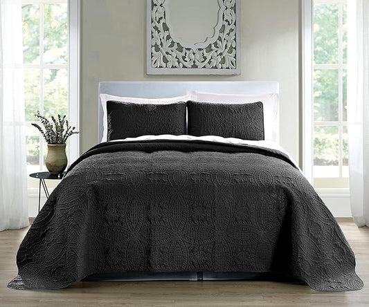 Pure Bedding Quilt Set Full/Queen Size Black - Oversized Bedspread - Soft Microfiber Lightweight Coverlet for All Season - 3 Piece Includes 1 Quilt and 2 Shams, Geometric Pattern