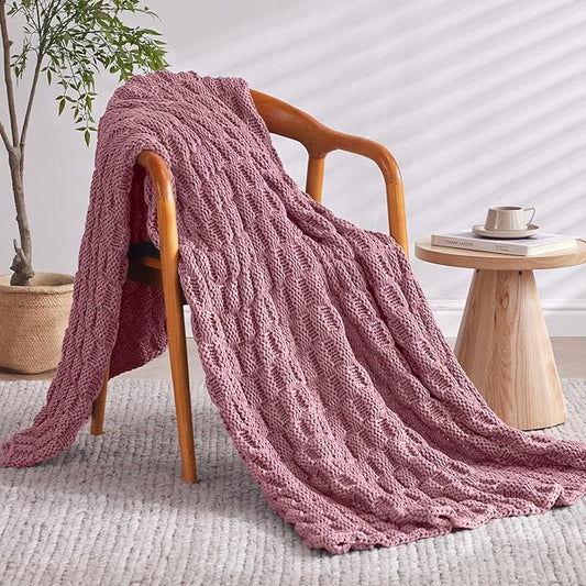 Knitted Weighted Blanket for Adult, No Beads Heavy Blanket 60” x 80'' 12lbs, Breathable Chunky Knit Blanket, Cooling Weighted Blanket for Hot Sleepers, Christmas Home Decor (Pink)