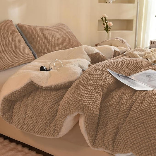3D Jacquard Design Comforter Set, Luxury Cozy Sherpa Fur Plush 3-Pieces Ultra-Soft Warm Sets Bedding with 2 Pillowcases (Queen Size 90"x90", Beige)