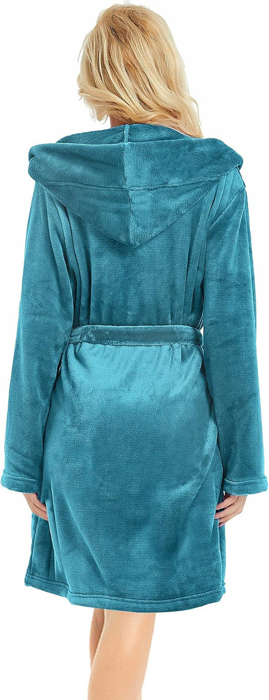 U2SKIIN Women Hooded Fleece Robe, Short Plush Robes for Womens With Hood Soft Warm Spa Bathrobe