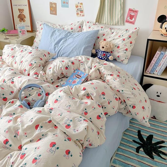 mixinni Strawberry Duvet Cover Set Queen Size - 3 Piece Cute Pink Strawberry Bedding Set, Lightweight & Breathable, Includes 1 Soft Aesthetic Duvet Cover & 2 Pillowcases Perfect for Girls