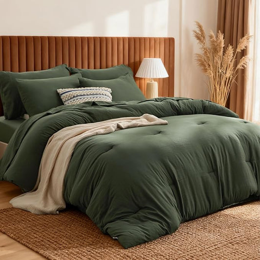 Bedsure King Size Comforter Set, Dark Green Soft Prewashed Bedding for All Seasons, 7 Pieces Warm Winter Down Alternative Bed Set, Fluffy Bed in a Bag with Sheets, Pillowcases & Shams