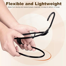 HOUSE DAY Black Plastic Hangers 50 Pack, Plastic Clothes Hangers with Built-in Hooks, Durable and Strong Plastic Coat Hangers for Closet, Space Saving Clothing Hanger for Shirts, Coats, Skirt, Dress