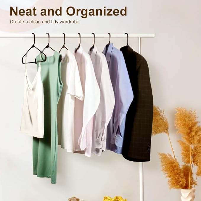 HOUSE DAY 1000 Pack Plastic Clothes Hangers, Commercial Bulk Shipment for Business, Sturdy Durable Lightweight Hanger Black Ideal for Retail Dry Cleaners Warehouses, Save Cost & Warehouse Space