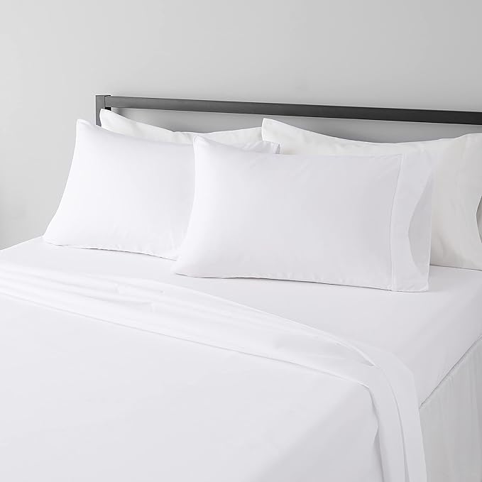 Amazon Basics Lightweight Super Soft, Wrinkle-Free, Easy Care Microfiber 4-Piece Bed Sheet Set with 14-Inch Deep Pockets, Full, Bright White, Solid AmazonBasics