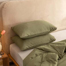 ROSGONIA Oversized King Comforter 128x120, 3pcs Super King Plus (1 Olive Green Comforter & 2 Pillowcases) Lightweight Oversized King Bedding Set Quilt