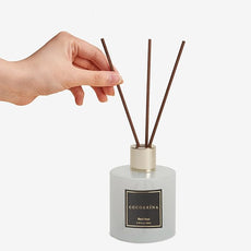 Cocorrína Reed Diffuser Sets, 6.7 fl oz. Black Forest Diffuser with Sticks Home Fragrance Reed Diffuser for Bathroom Shelf Decor