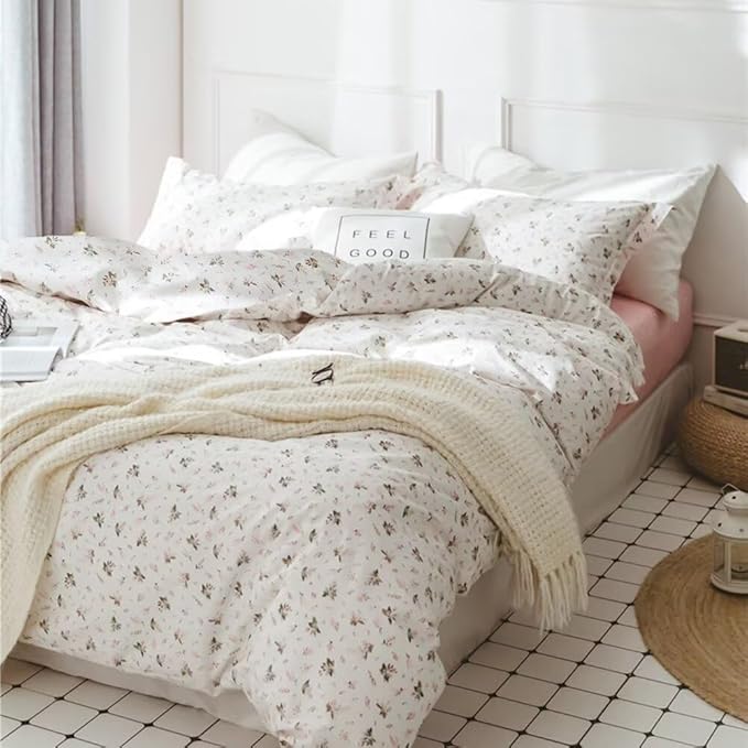 MKXI Pink Floral Girls Comforter Set Cute Bed Quilt Set Fluffy Bedding Set White Patterned Comforter 68"x90" Simple Twin Size Comforter Set