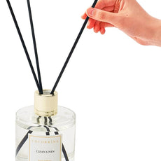 Cocorrína Flower Reed Diffuser - Clean Linen 6.7oz Scented Diffuser with Sticks Home Fragrance Essential Oil for Bathroom Shelf Decor (Artificial Flower)
