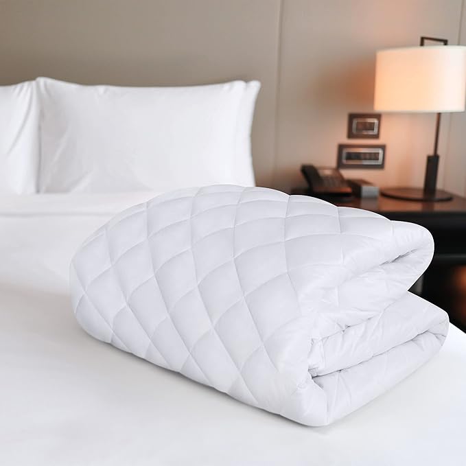 Utopia Bedding Quilted Fitted Mattress Pad, King Size, Elastic Fitted Mattress Topper Protector and Cover Stretches up to 16 Inches Deep, Machine Washable (White, Pack of 9)