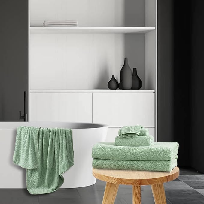 Ferdilan 8 Pack Bath Towels Set Light Green,2 Oversized Bath Towels(35"x70"), 2 Hand Towels,4 Washcloths Ultra Soft and Absorbent Chair Towels for Bathroom, Quick Dry Towel for Gym Hotel Camp Pool