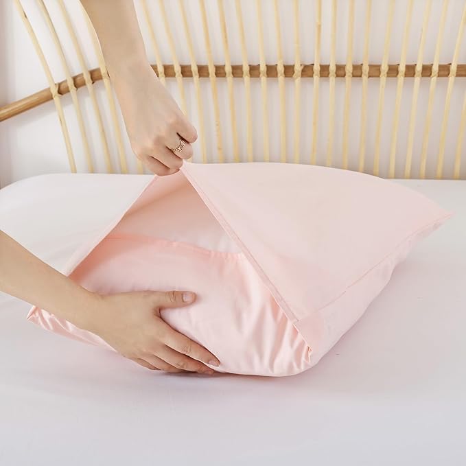 ROSGONIA Oversized King Comforter Blush, 3pcs(1 Comforter & 2 Pillowcases) Lightweight Oversized King Comforter Sets Bedding Blanket Quilts