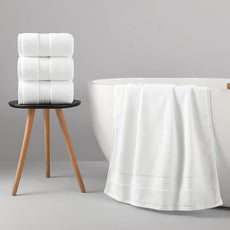 REDKISS 100% Cotton Bath Towels Set of 4, Extra Large Bath Sheets 27 X 59 Inches, 600 GSM, Quick Dry, Ultra Soft & Super Absorbent Bathroom Towel Sets for Bathroom, Gym, Spa, Pool & Hotel, White