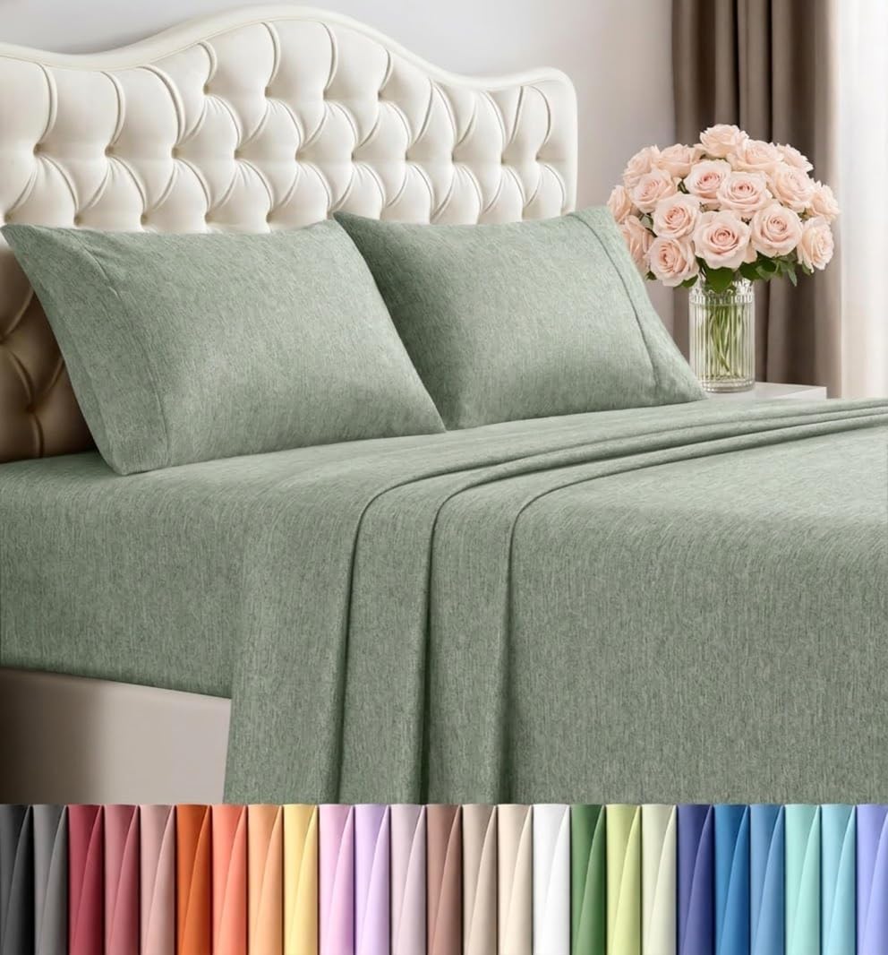 Utopia Bedding Queen Size Sheet Set – 4 Piece Bed Sheets, Soft and Breathable Microfiber, Includes 1 Fitted Sheet, 1 Flat Sheet and 2 Pillowcases – Oeko Tex (Grey) Dormly