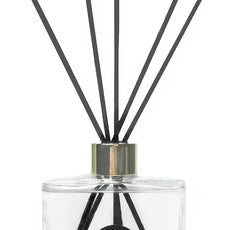 Rainier’s Gifts Reed Diffuser Set (Holiday Eggnog) - Scented Oil Diffuser Sticks - Home Fragrance Aromatherapy Air Freshener 6.5 fl oz