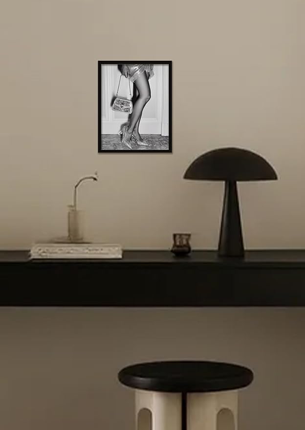 Luxury Lady Posters Canvas Art Wall Decor Trendy Black And White Wall Art Retro Girl Room Prints Beautiful Chic Woman Picture For Bedroom Office Bathroom Wall Decor 8" × 10" With Framed