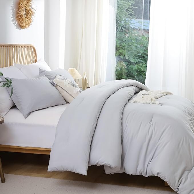 ROSGONIA King Size Comforter Set Light Grey, 3pcs (1 Boho Gray Comforter & 2 Pillowcases) All Season Bedding Lightweight Bedspread Blanket Quilt