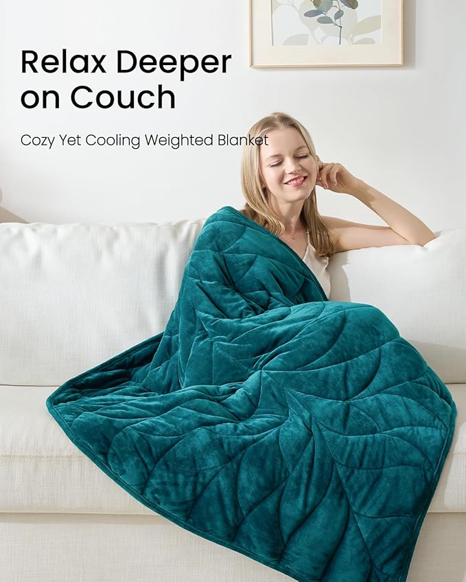 Weighted Lap Blanket 5 lbs 23"×29", Luxury Soft Small Weighted Lap Pad for Adults,Portable Travel Leaf Weighted Throw Blanket for Relaxation, All-Season Use and Machine Washable Light Green