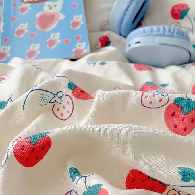 mixinni Strawberry Duvet Cover Set Queen Size - 3 Piece Cute Pink Strawberry Bedding Set, Lightweight & Breathable, Includes 1 Soft Aesthetic Duvet Cover & 2 Pillowcases Perfect for Girls