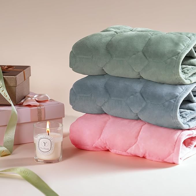 Cottonblue Weighted Lap Blanket 7lbs, Cozy Luxury Crystal Velvet Weighted Blanket for Adults, Small Weighted Blanket for Relaxation, Sleeping, Travel, Beige, 29" x 24"