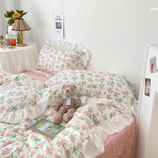 MKXI Fresh Green Floral & Leaf Comforter King Size - 3 Piece Pastoral Style Comforter Set with White Lace Ruffle Edge Soft Aesthetic Floral Bedding Set with 2 Pillow Shams for Teen Girls