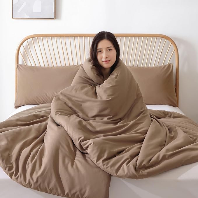 ROSGONIA Oversized King Comforter Dark Khaki, 3pcs (1 Boho Comforter & 2 Pillowcases) Lightweight Oversized King Size Comforter Sets Bedding Blanket