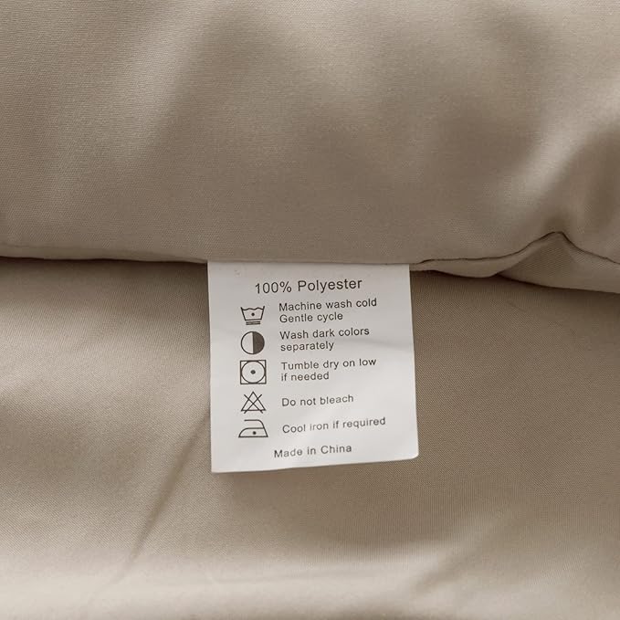 ROSGONIA Oversized Queen Comforter Oatmeal, 3pcs (1 Comforter & 2 Pillowcases) Lightweight Oversized Queen Comforter Sets Bedding Blanket Quilts