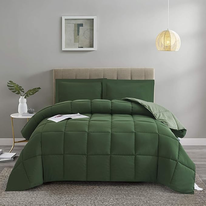 HIG 3pc Green Oversized King Plus Comforter Set Duvet Insert, Reversible, All Season, Box Stitched, with Corner Tabs, Soft, Fluffy（128'' x 120''）