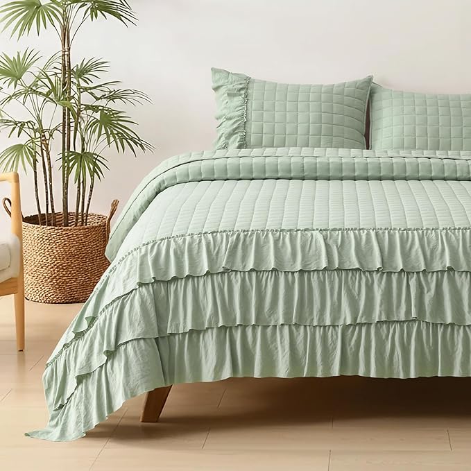HORIMOTE HOME Asakusa Green Ruffled Quilt Set Twin Size, Geometric Square Stitched Pattern, Pre-Washed Farmhouse Shabby Chic Microfiber Lightweight Bedding Set Bedspread Coverlet for All Season