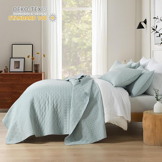 HORIMOTE HOME Sprout Green Queen Size Quilt Set - Soft Microfiber Bedspread with 2 Shams, Lightweight & All-Season Geometric Coverlet for Cozy Bedding