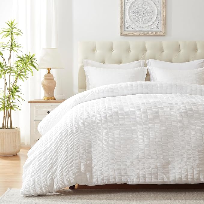 Cozyide White King Size, 3 Pieces Bedding, Soft Breathable Seersucker Duvet Cover Set with Zipper Closure and Corner Ties (1 Duvet Cover 104"x90" + 2 Pillow Shams 20"x36")