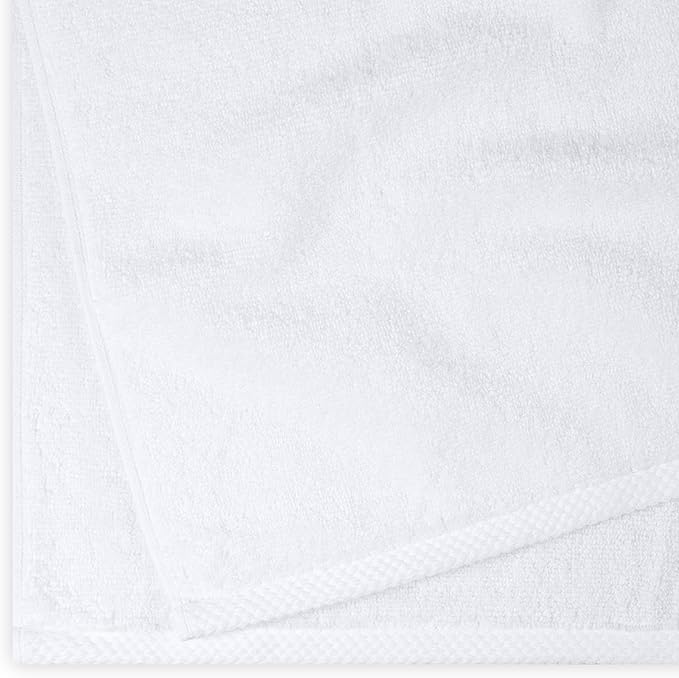 Amazon basics 2 piece Lightweight quick-dry bath towel, 100% cotton, White, 54" x 30"
