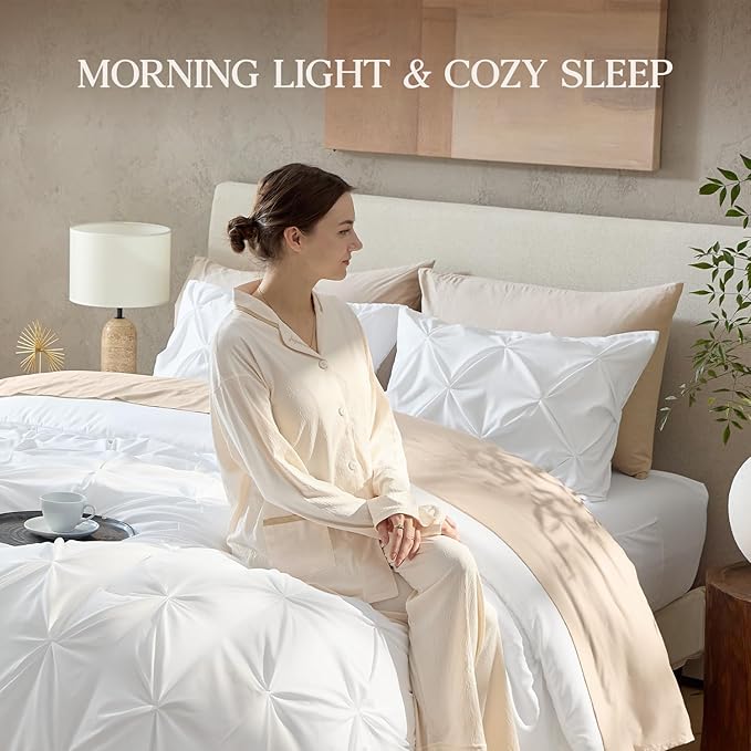 Andency White Queen Comforter Set(90x90Inch), 3 Pieces Cute Pinch Pleat Bedding Comforters & Sets for Queen Bed, Soft Lightweight Fluffy Down Alternative All Season Bed Set