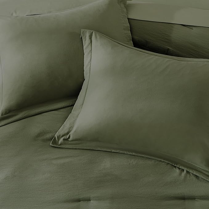 WRENSONGE Oversized Queen Comforter Set - 7 Pieces Olive Green Bed in a Bag Queen with Sheets, 2 Pillow Shams, and 2 Pillowcases- Warm Bedding Sets Queen for All Season