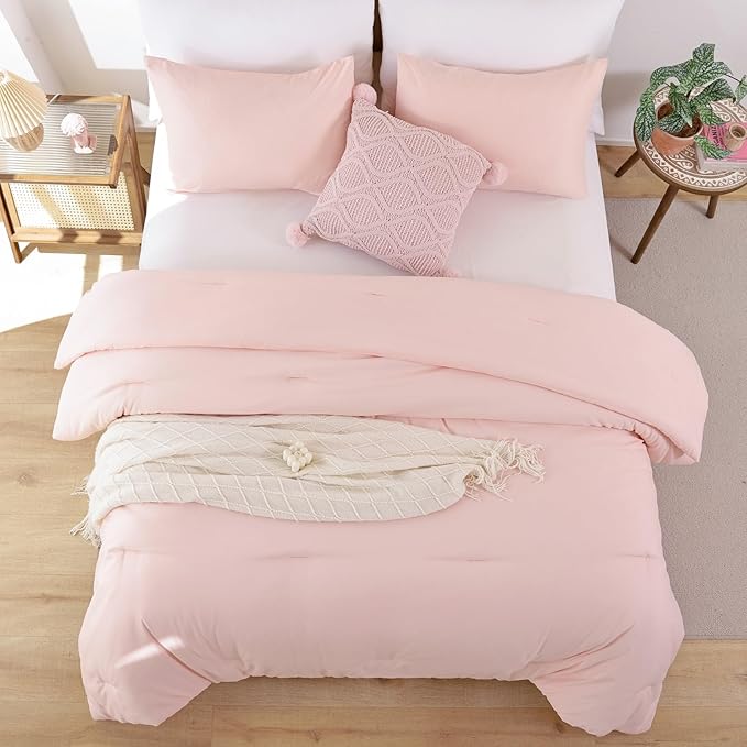 ROSGONIA Twin/Twin XL Comforter Set for College Girls Boys Blush, 1 Boho Pink Comforter & 1 Pillowcase, Lightweight Kids Comforter Sets Dorm Bedding
