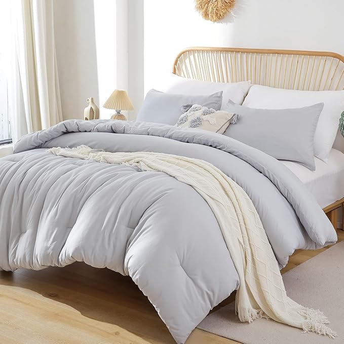 ROSGONIA Comforter Full Size for Girls Boys Teens Light Grey, 3pcs(1 Boho Grey Comforter & 2 Pillowcases) Lightweight Soft Dorm Bedding for All Season