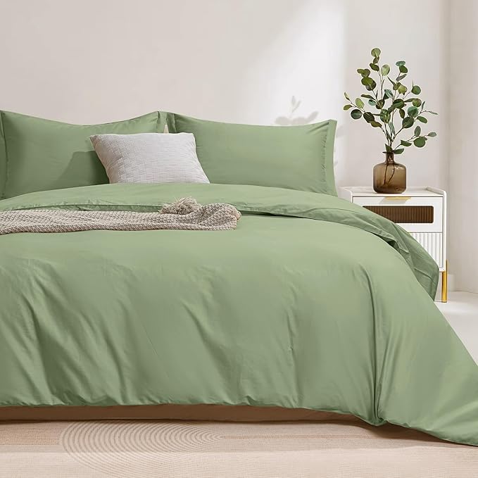 100-Percent Cotton Duvet Cover Set, Hidden Zipper Closure, Ultra Soft, Easy Care and Durable, Simple Bedding Style, Queen, Pastel Green (Comforter Not Included)