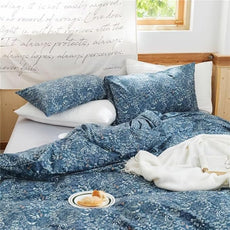 MKXI King Comforter Set Lightweight Bedding Set Blue Flowers and Leaves Botanical Theme Casual Floral Patterned Comforter 3 Piece