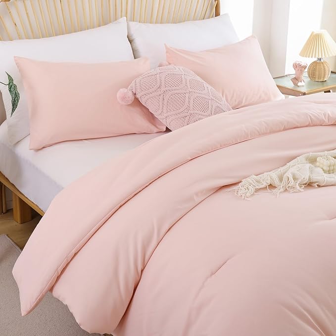 ROSGONIA Oversized King Comforter Blush, 3pcs(1 Comforter & 2 Pillowcases) Lightweight Oversized King Comforter Sets Bedding Blanket Quilts