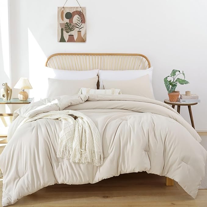 ROSGONIA Oversized King Comforter Beige, 3pcs(1 Boho Comforter & 2 Pillowcases) Soft Lightweight Oversized King Size Comforter Sets All Season Bedding